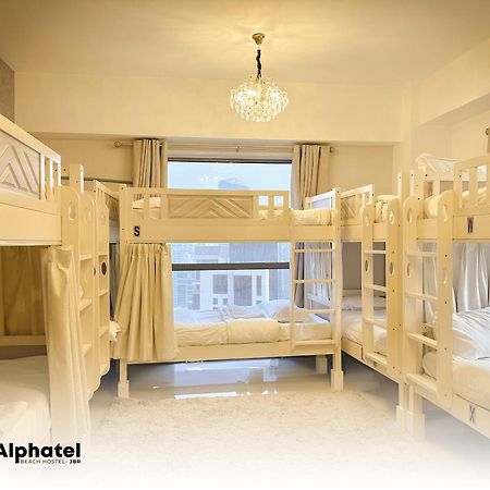 Alphatel Beach Hostel Jbr Дубай Екстериор снимка