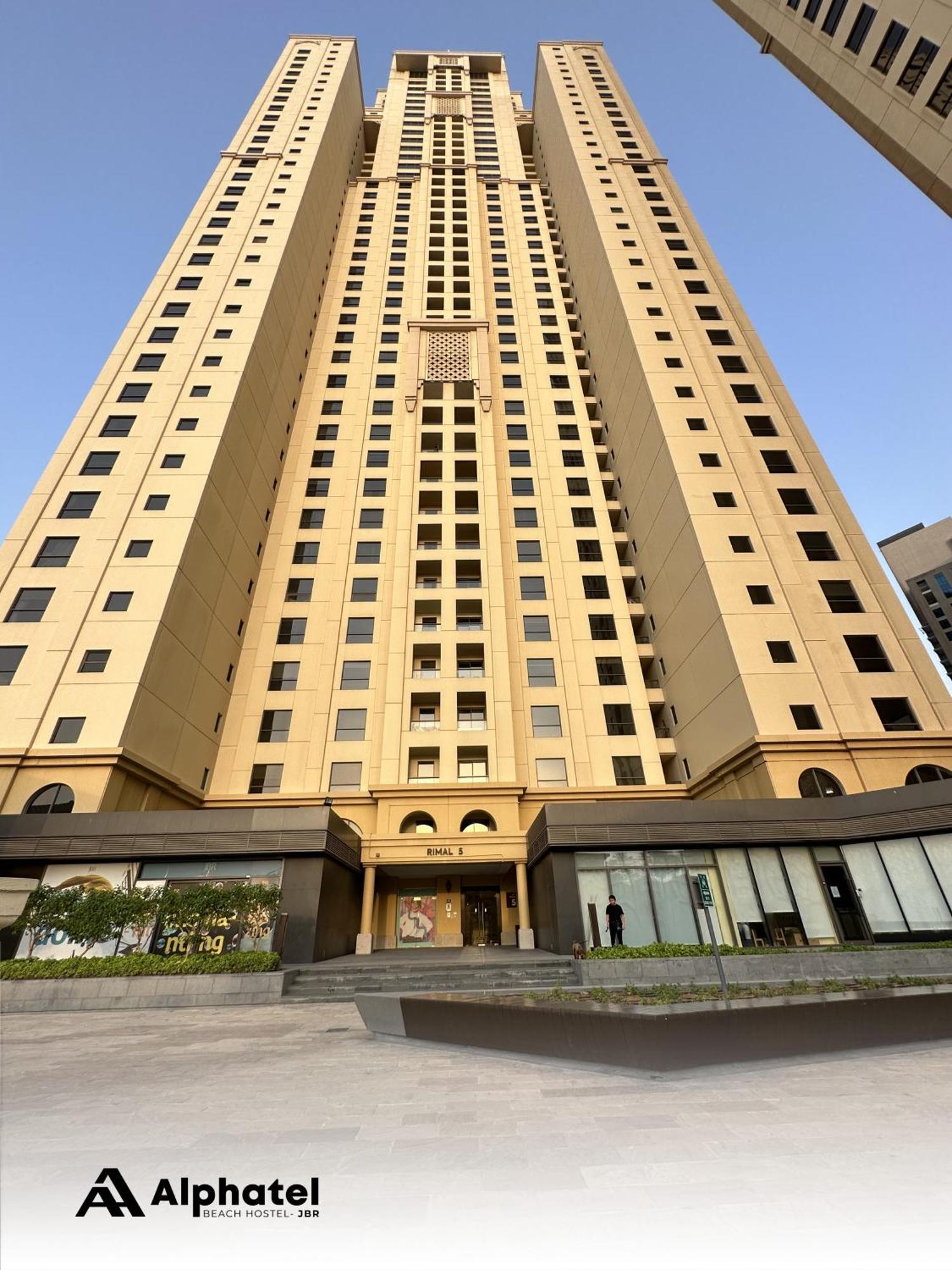 Alphatel Beach Hostel Jbr Дубай Екстериор снимка