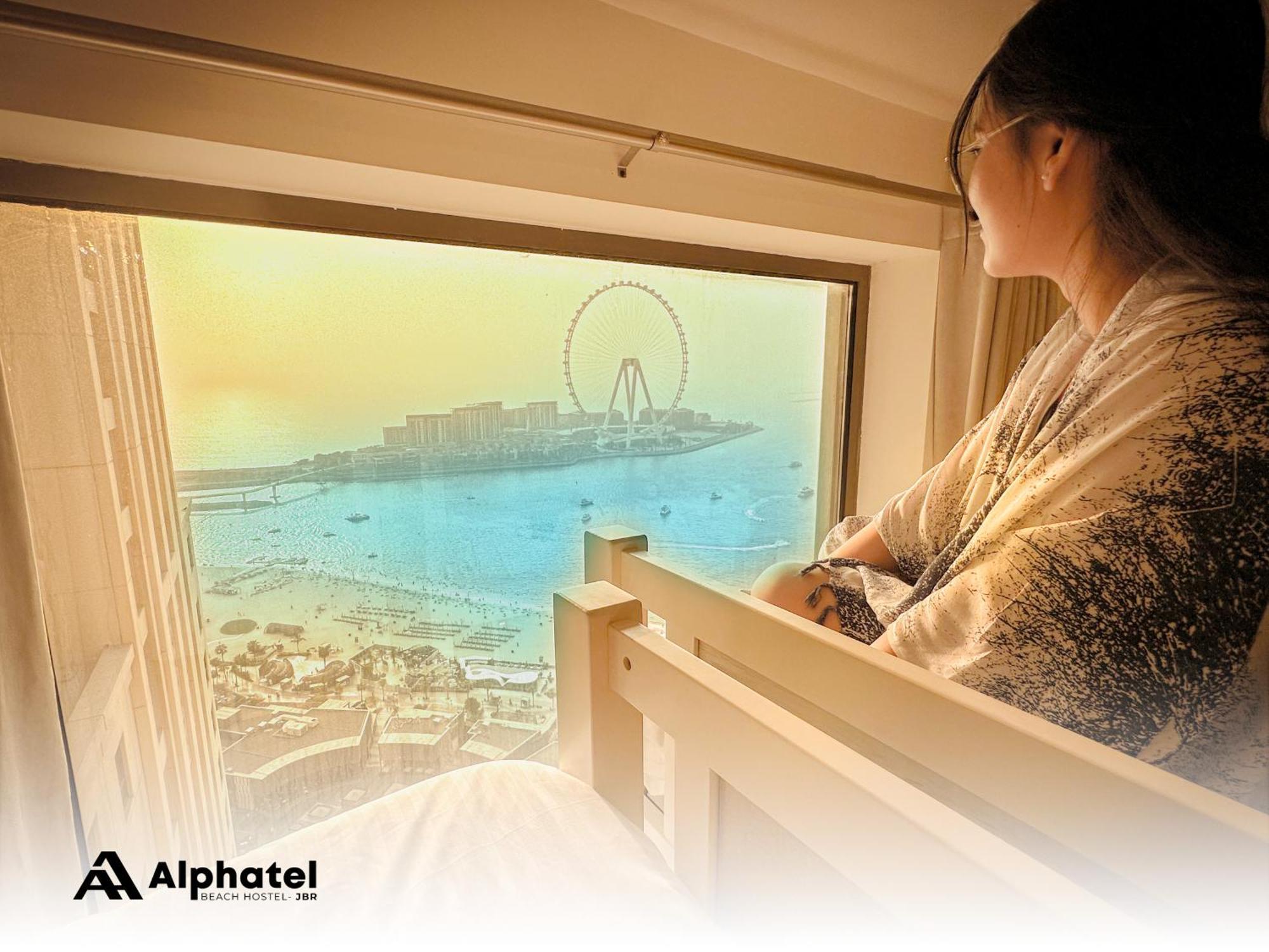 Alphatel Beach Hostel Jbr Дубай Екстериор снимка